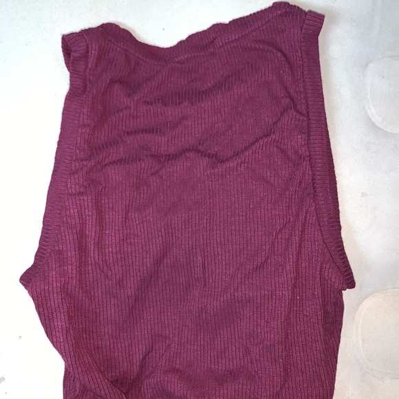 Top - Picture 2 of 2